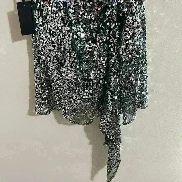 H:ours - Picture 3 of 5